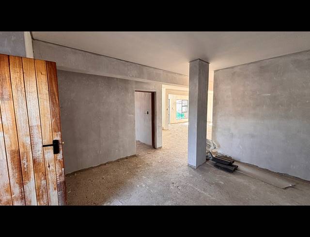 4 BEDROOM HOUSE FOR SALE IN ROODEPARK ECO ESTATE